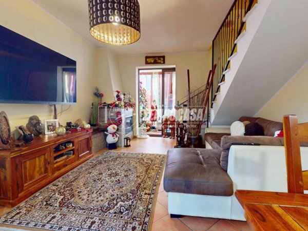 casa indipendente in vendita a Muros