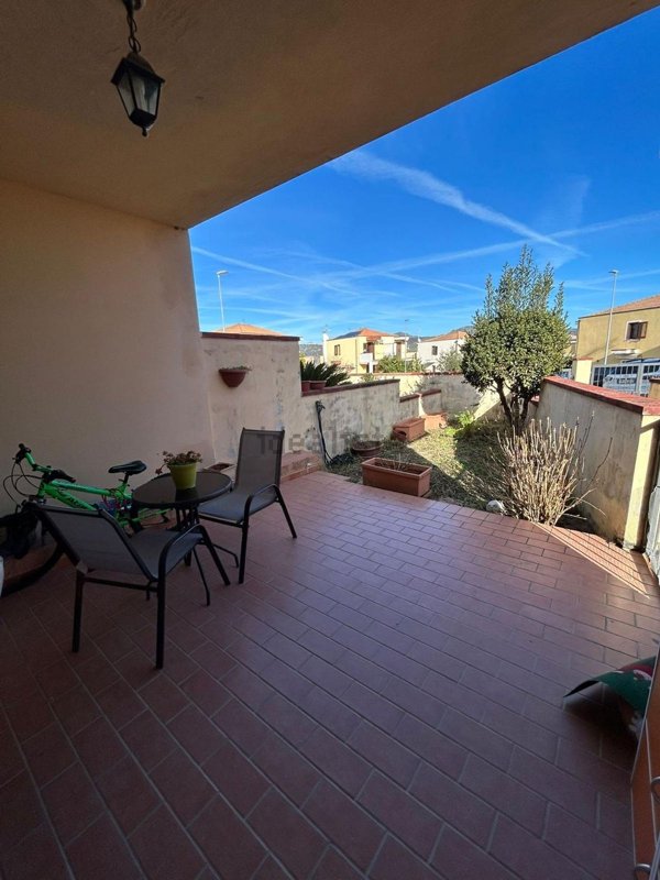 appartamento in vendita a Muros