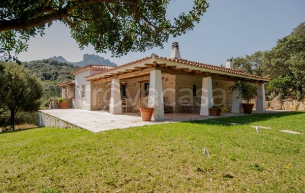 casa indipendente in vendita ad Olbia in zona San Pantaleo