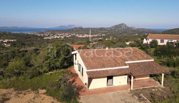 casa indipendente in vendita ad Olbia in zona Murta Maria