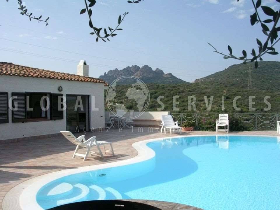 casa indipendente in vendita ad Olbia in zona San Pantaleo