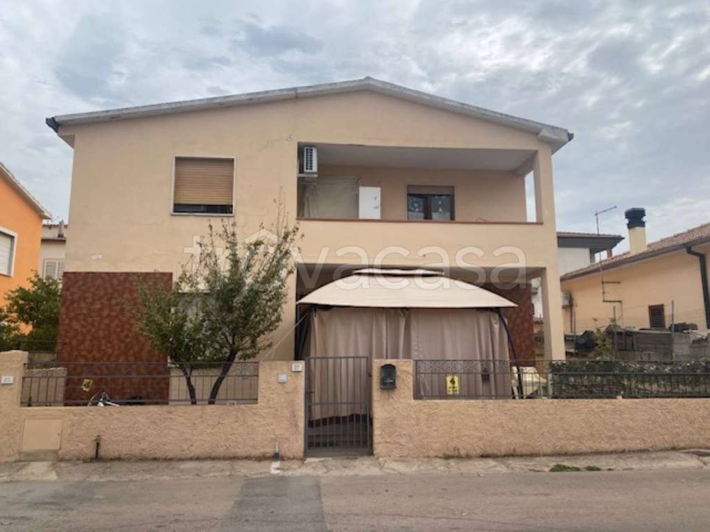 appartamento in vendita ad Olbia in zona Bandinu