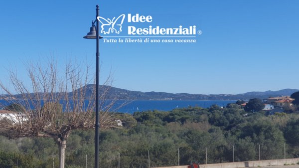 appartamento in vendita ad Olbia in zona Pittulongu