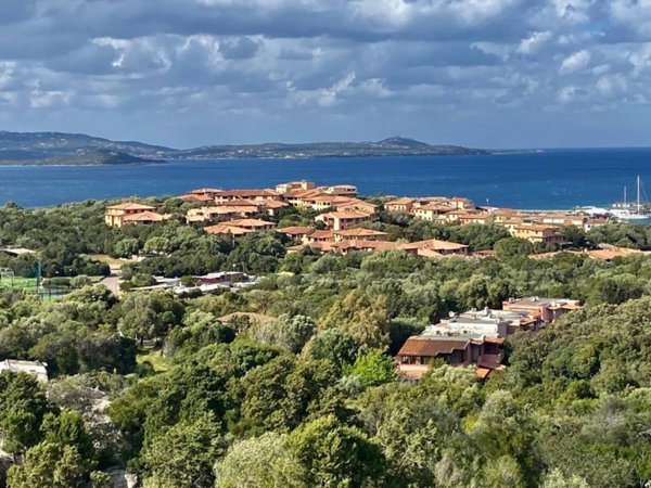 appartamento in vendita ad Olbia in zona Porto Rotondo