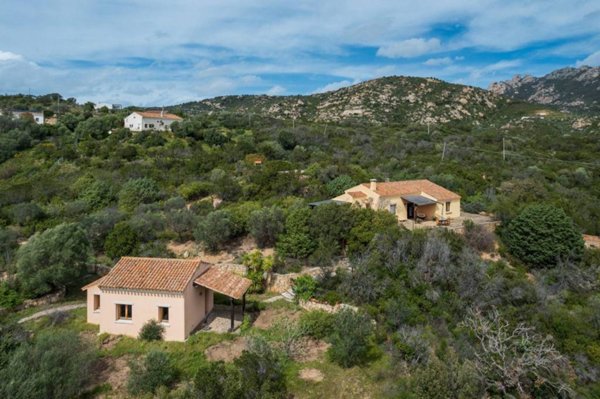 casa indipendente in vendita ad Olbia in zona Porto Rotondo