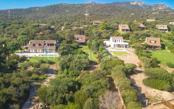 casa indipendente in vendita ad Olbia in zona San Pantaleo