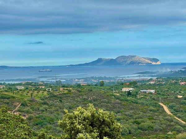 casa indipendente in vendita ad Olbia in zona Murta Maria