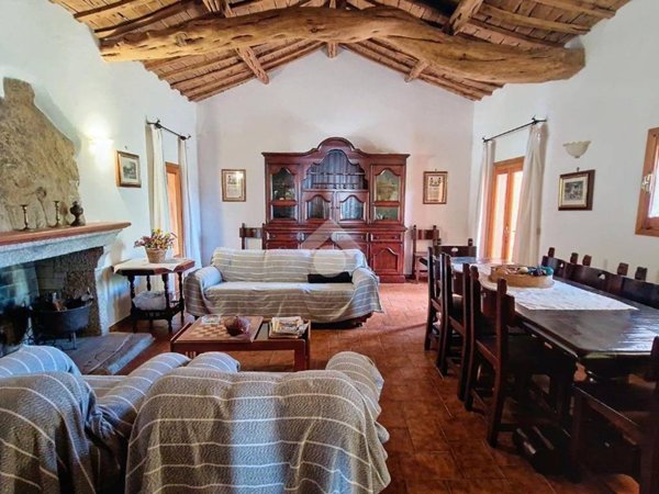 casa indipendente in vendita ad Olbia in zona San Pantaleo