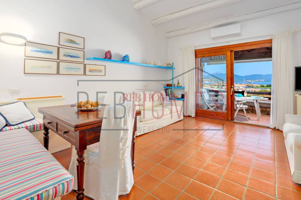 appartamento in vendita ad Olbia in zona Porto Rotondo
