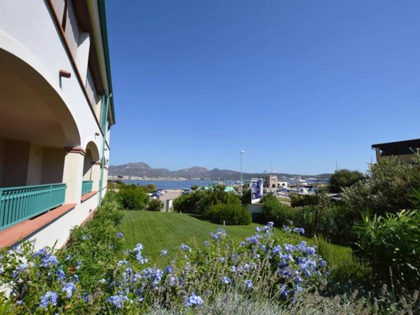 appartamento in vendita ad Olbia in zona Olbia Mare / Sa Marinedda
