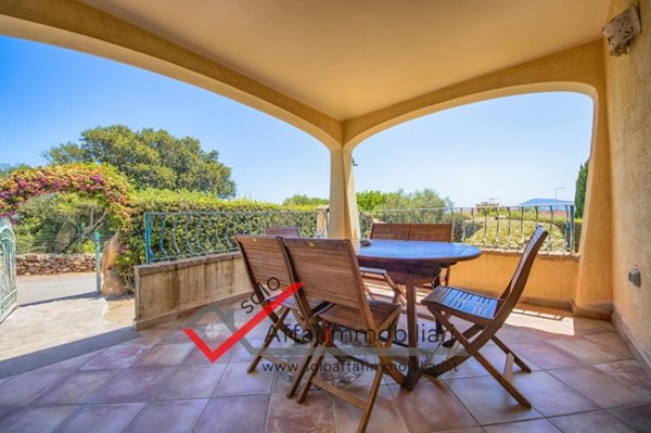 casa indipendente in vendita ad Olbia in zona Pittulongu