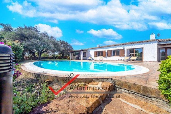 casa indipendente in vendita ad Olbia in zona Portisco
