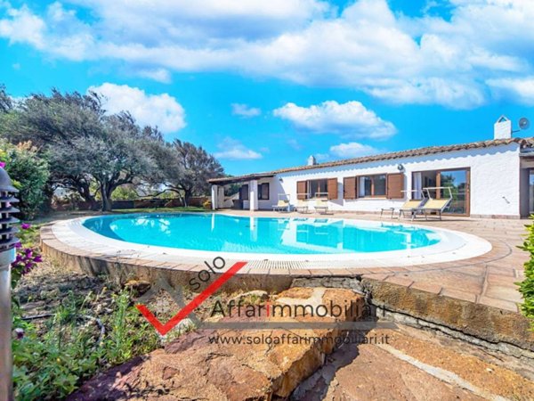 casa indipendente in vendita ad Olbia in zona Portisco