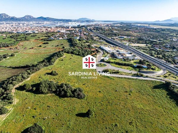 terreno agricolo in vendita ad Olbia in zona Bandinu