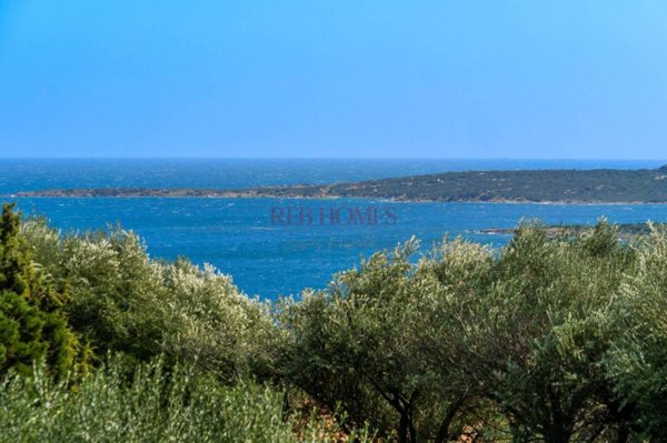 appartamento in vendita ad Olbia in zona Porto Rotondo
