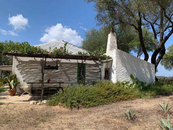casa indipendente in vendita ad Olbia in zona San Pantaleo
