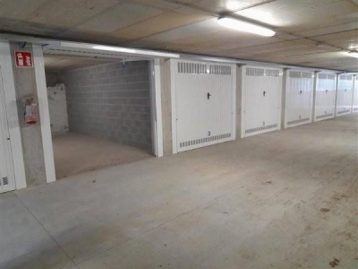locale di sgombero in vendita ad Olbia in zona Vittorio Veneto