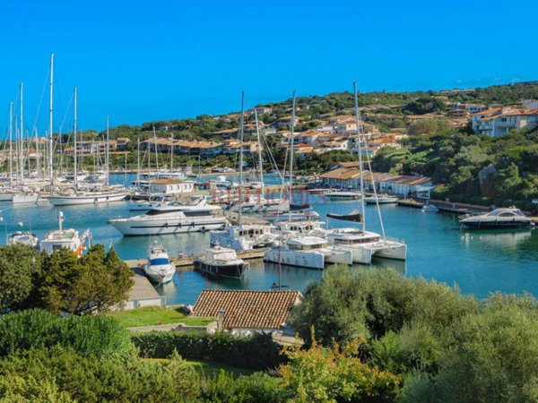 appartamento in vendita ad Olbia in zona Porto Rotondo