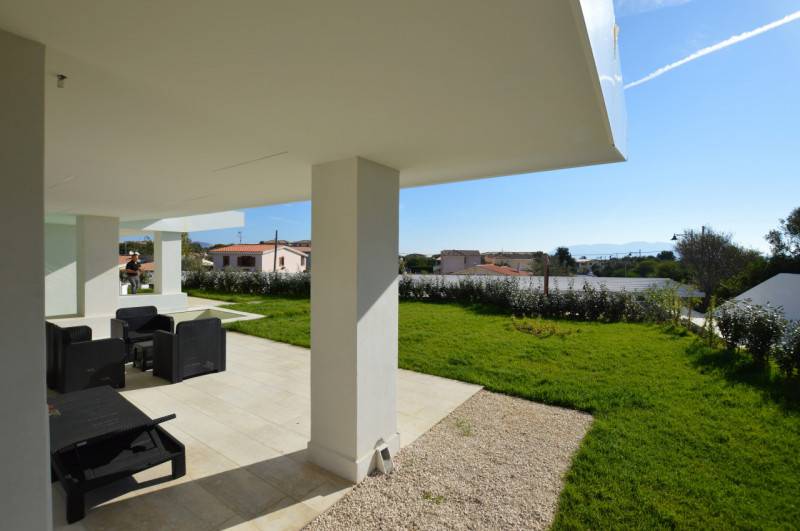 appartamento in vendita ad Olbia in zona Pittulongu