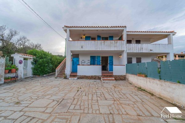 appartamento in vendita ad Olbia in zona Pittulongu
