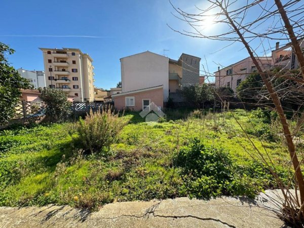 terreno agricolo in vendita ad Olbia in zona Vittorio Veneto