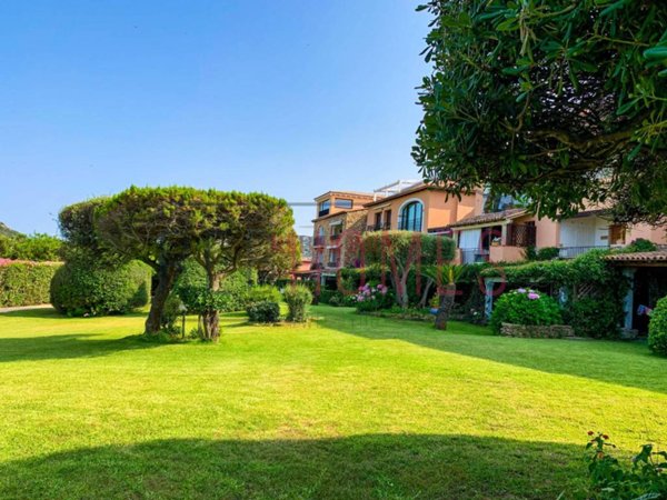 appartamento in vendita ad Olbia in zona Porto Rotondo