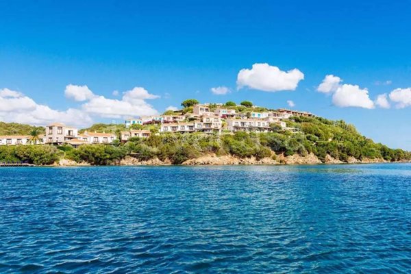 appartamento in vendita ad Olbia in zona Golfo di Marinella