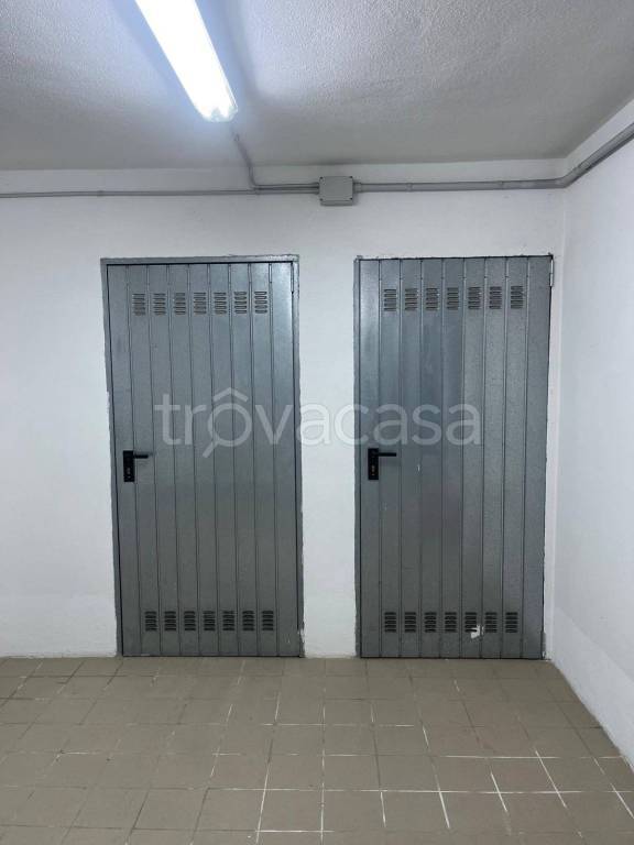 locale commerciale in vendita ad Olbia
