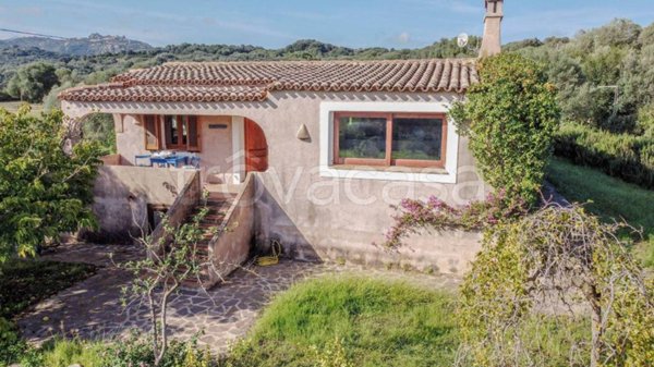 casa indipendente in vendita ad Olbia in zona San Pantaleo