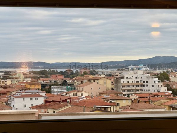 appartamento in vendita ad Olbia in zona Aldo Moro