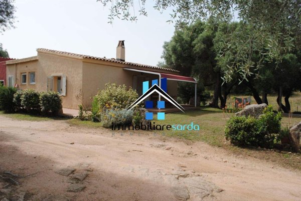 casa indipendente in vendita ad Olbia in zona Sole Ruiu