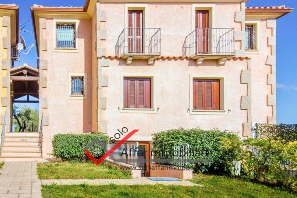 appartamento in vendita ad Olbia in zona Pittulongu
