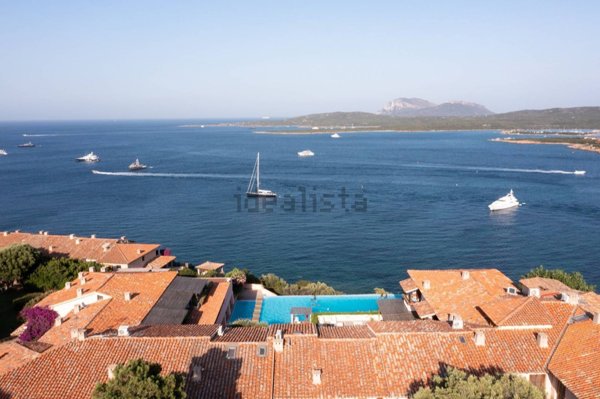 appartamento in vendita ad Olbia in zona Rudalza