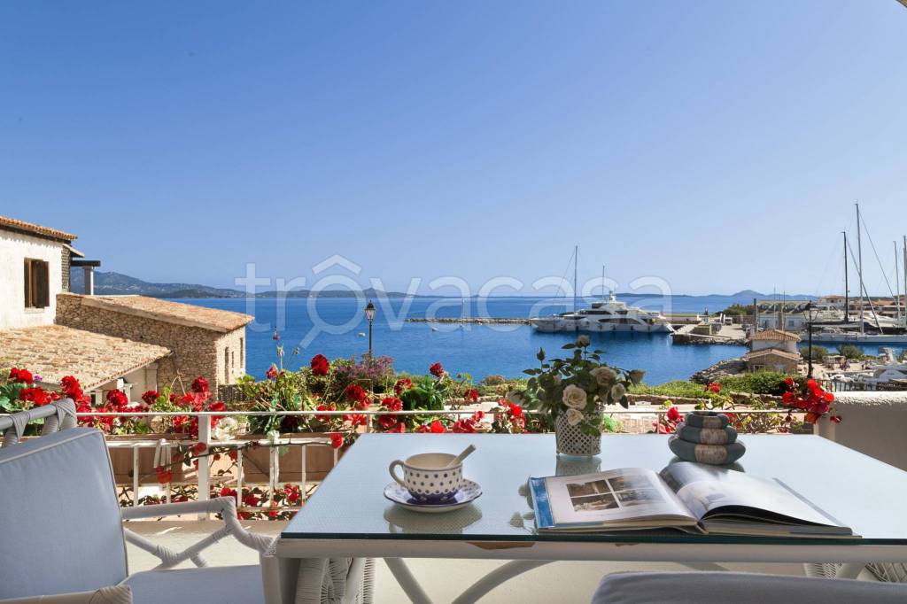 appartamento in vendita ad Olbia in zona Porto Rotondo
