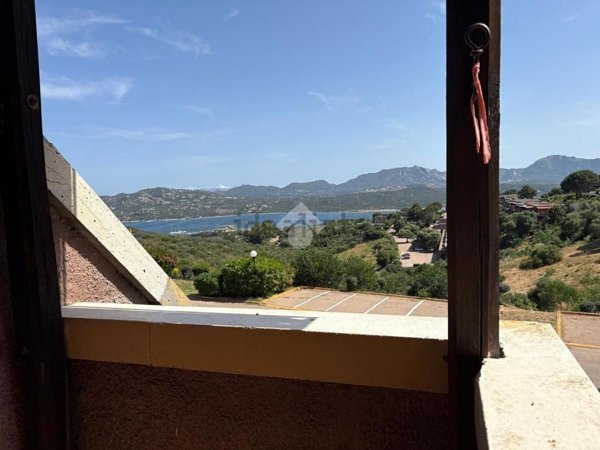 appartamento in vendita ad Olbia in zona Cugnana