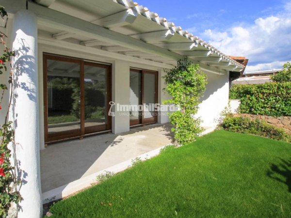 casa indipendente in vendita ad Olbia in zona Li Cuncheddi