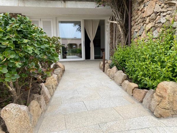 appartamento in vendita ad Olbia in zona Porto Rotondo