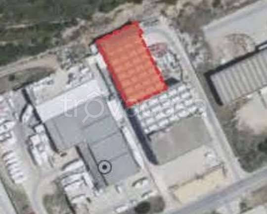 locale commerciale in vendita ad Olbia