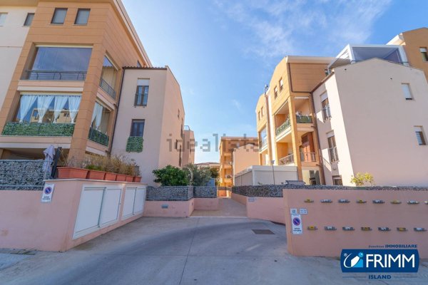 appartamento in vendita ad Olbia in zona Baratta