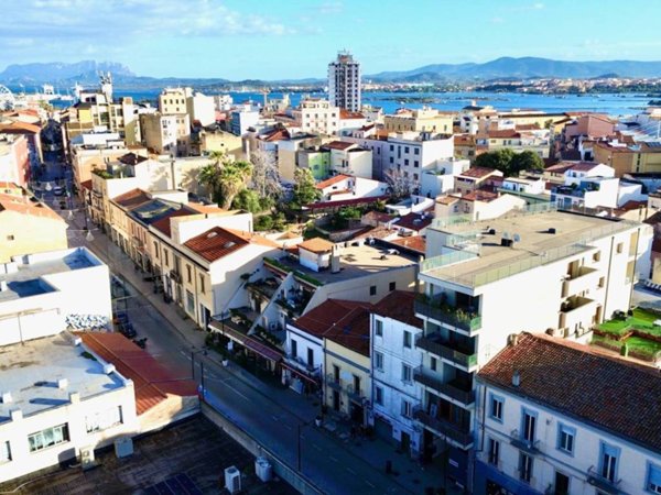 appartamento in vendita ad Olbia in zona Lu Sticcadu