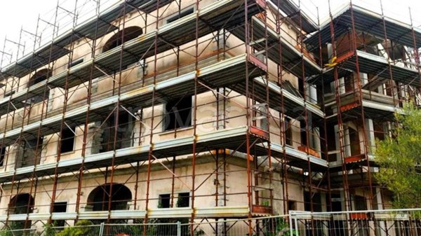 negozio in vendita ad Olbia in zona Murta Maria