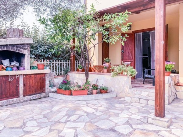 casa indipendente in vendita ad Olbia in zona Olbia Mare / Sa Marinedda