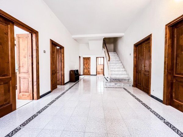 casa indipendente in vendita ad Olbia in zona Vittorio Veneto