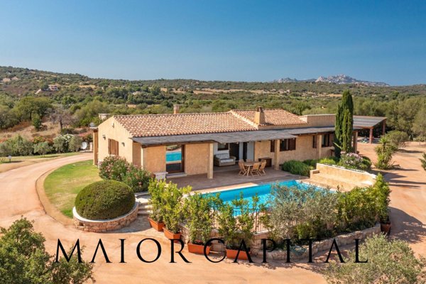 casa indipendente in vendita ad Olbia in zona San Pantaleo