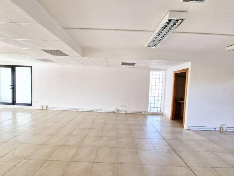 ufficio in vendita ad Olbia in zona Centro Storico