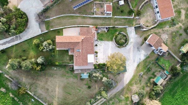 casa indipendente in vendita ad Olbia in zona Santa Lucia