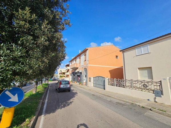 appartamento in vendita ad Olbia in zona Bandinu