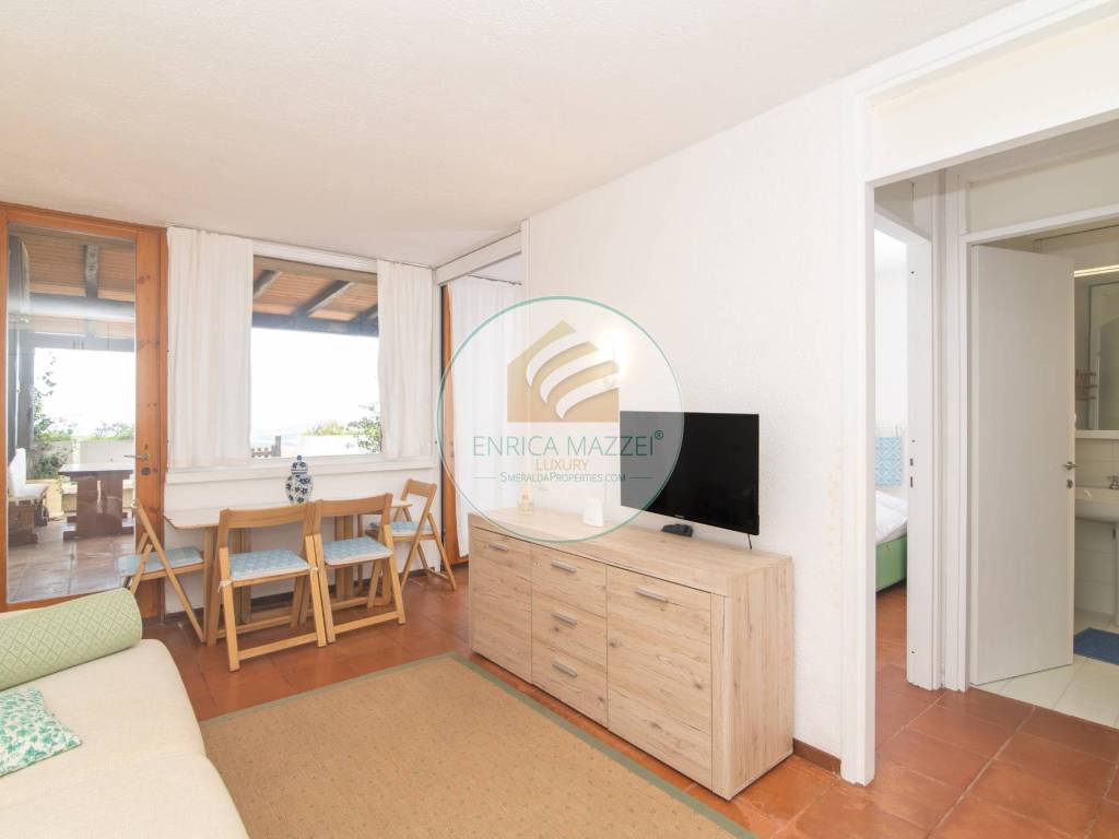 appartamento in vendita ad Olbia in zona Cugnana
