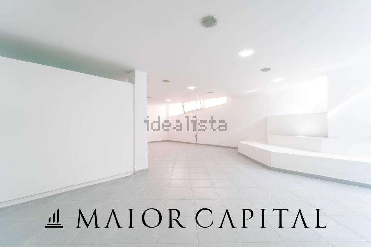 locale commerciale in vendita ad Olbia in zona Aldo Moro