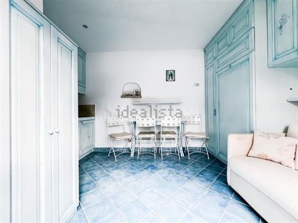 appartamento in vendita ad Olbia in zona Cugnana
